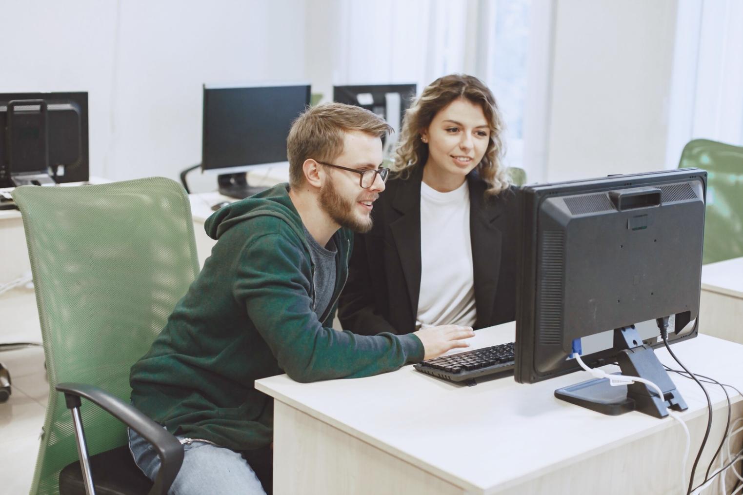 Interface de plateforme d'apprentissage accessible depuis différents appareils